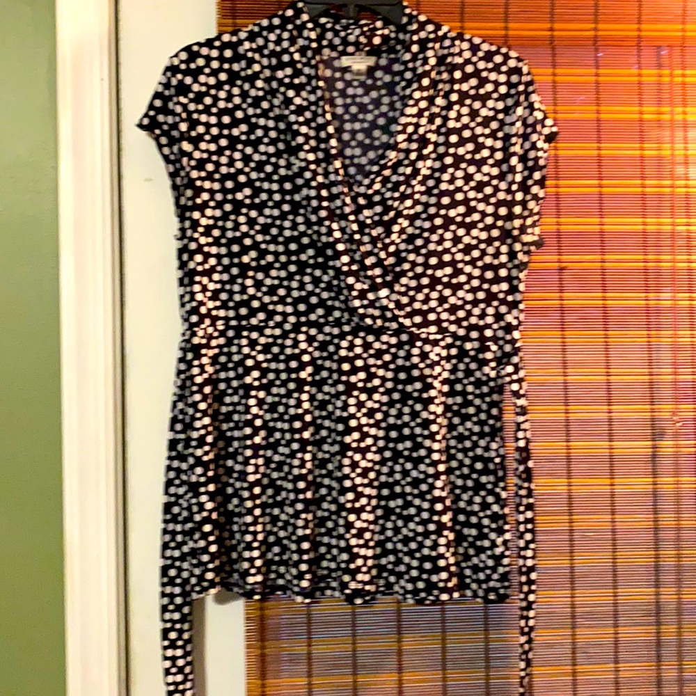 Polka dot tie back shirt